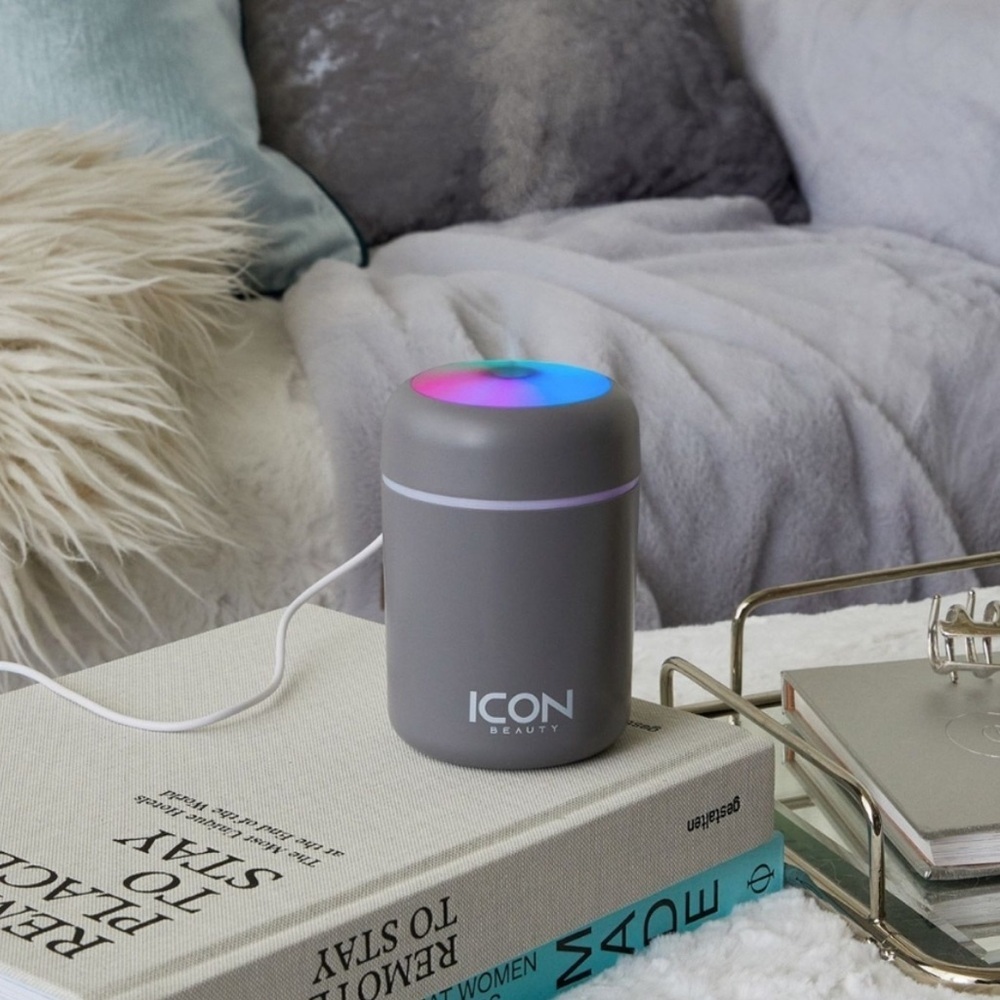 ✨Icon Beauty Mini Humidifier - Picture 2 of 5